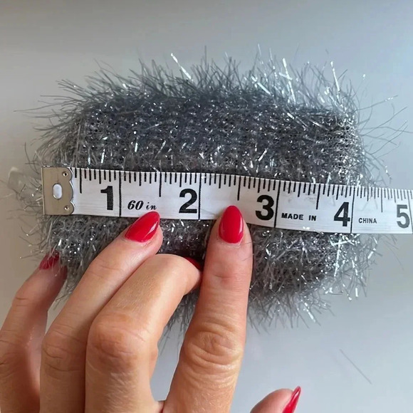 š„4/$20Ā MACāCosmetics Bag - Picture 6 of 8